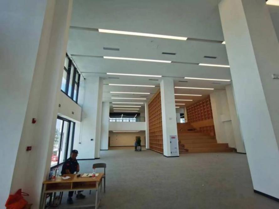 重庆航天职业技术学院（EPC 项目室内装饰工程）